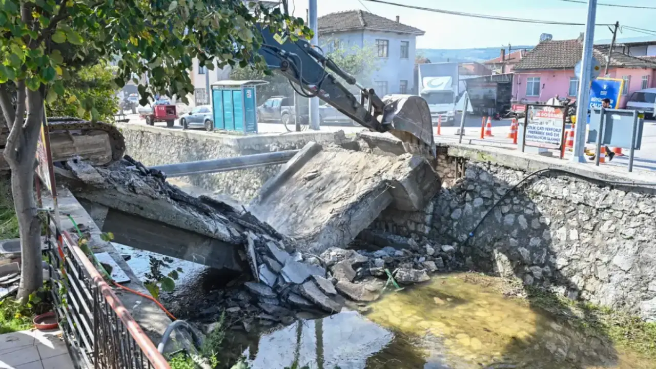 Mudanya Çekrice'ye Büyükşehir'den çift şeritli köprü
