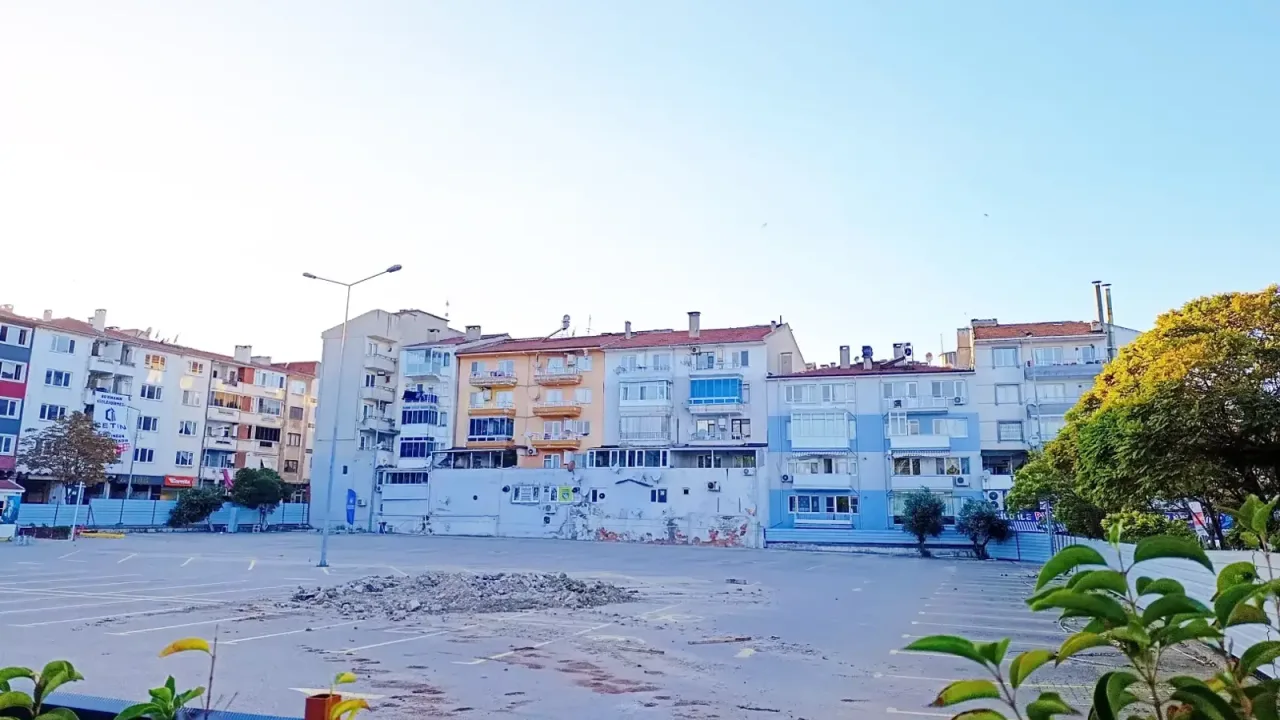 Mudanya’da yeni 'Hükümet Konağı' için yer teslimi yapıldı
