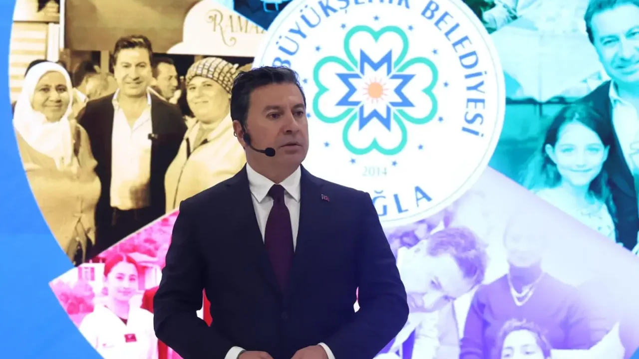 Muğla Büyükşehir Belediye Başkanı Ahmet Aras'tan 'Bağımsız' karar