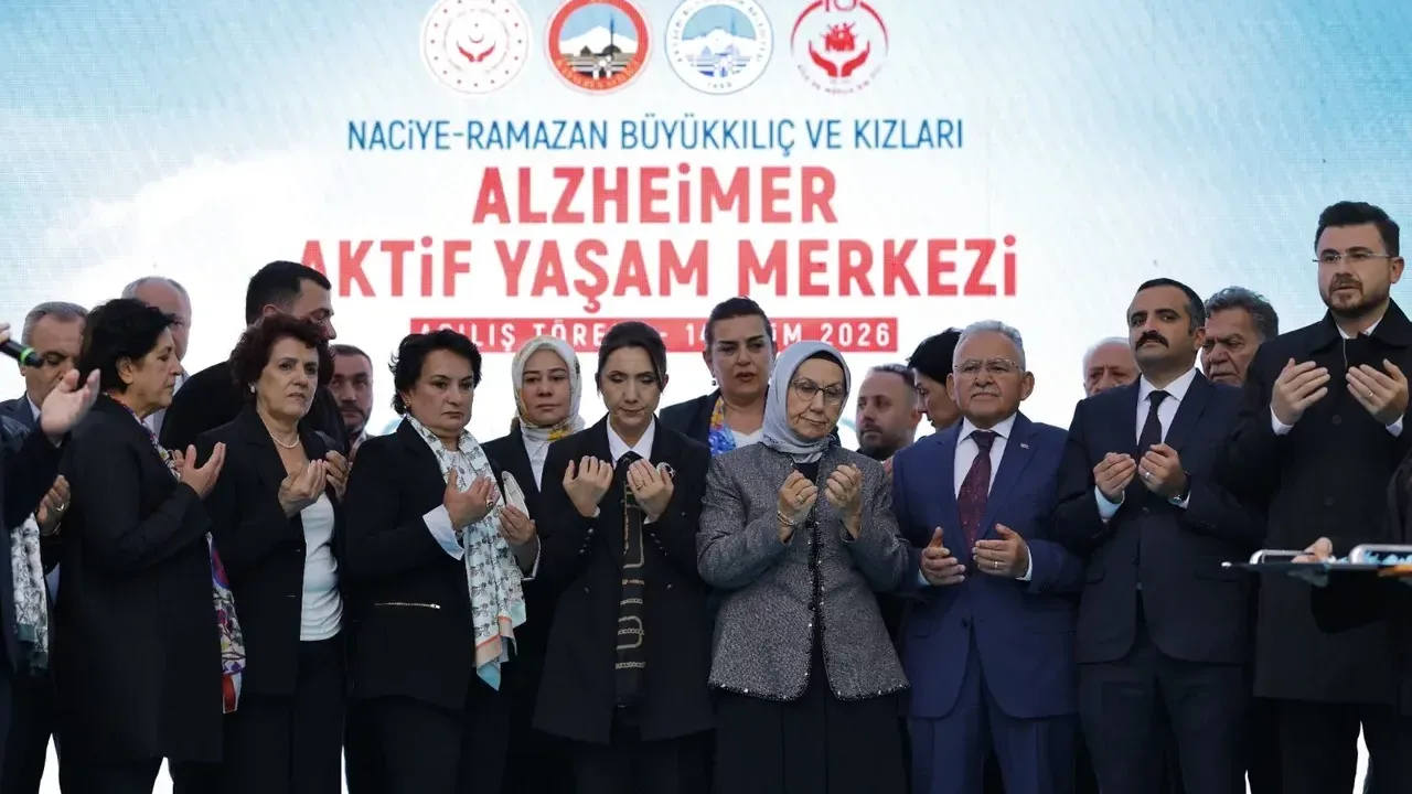 Naciye-Ramazan Büyükkılıç ve Kızları Alzheimer Aktif Yaşam