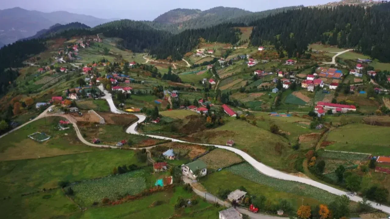 Ordu Büyükşehir’den Turnalık’a beton yol konforu