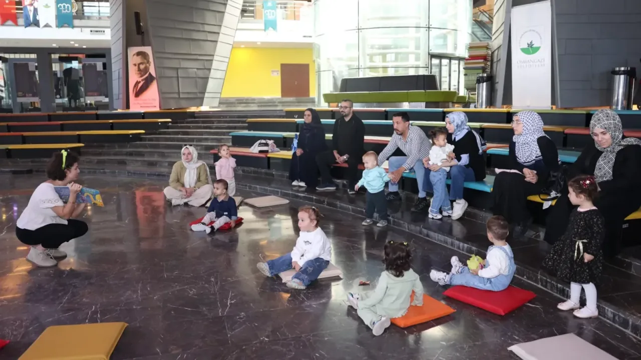 Osmangazi'de ebeveynler çocuklarıyla kitap okuma yollarını