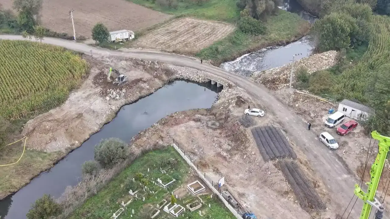 Sakarya'da Beşdeğirmen Köprüsü'ne sağlam temeller