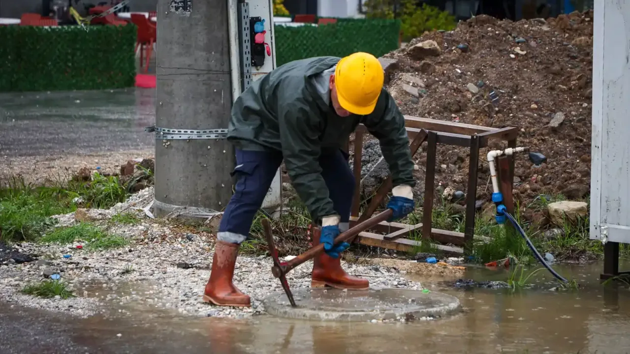 Sakarya'da sağanak yağışın izleri siliniyor