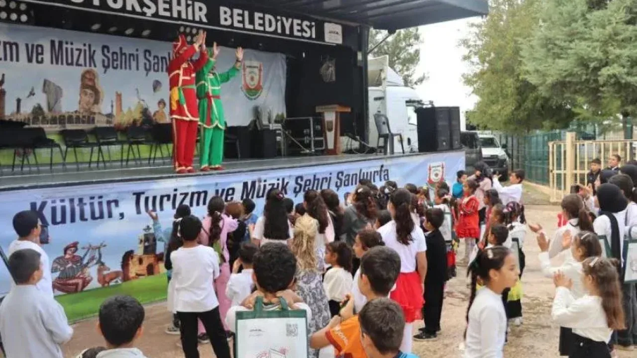 Şanlıurfa Büyükşehir, Cumhuriyet Bayramı’nda çocukları sanat ve
