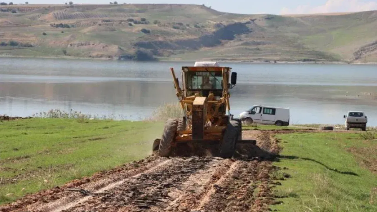 Şanlıurfa Büyükşehir, Hilvan’da 18 km’lik feribot yolunu