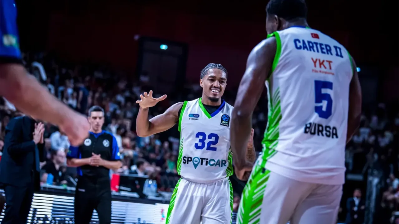 TOFAŞ, EuroCup'ta Napoli deplasmanında
