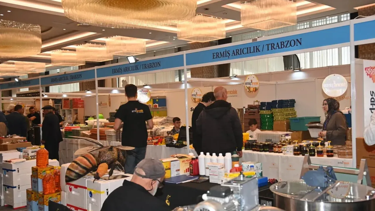 Trabzon'da Arıcılık Fuarı kapılarını açtı