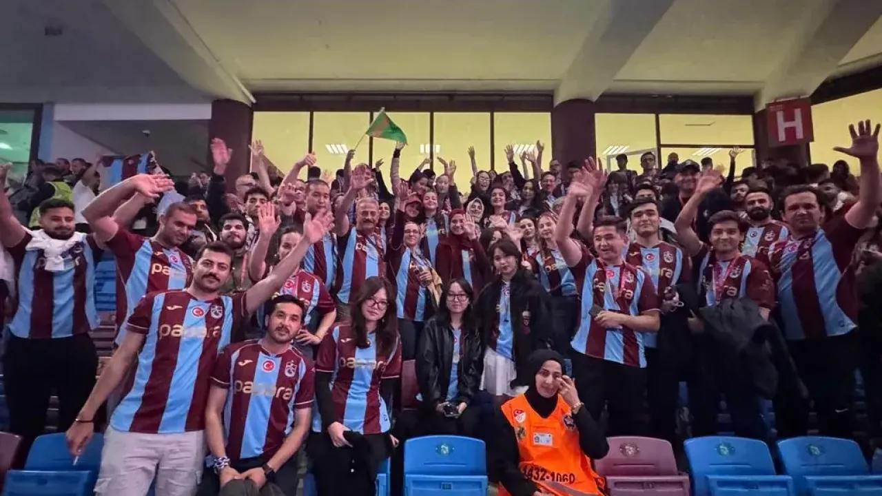 Türk Dünyası gençleri Trabzonspor coşkusuna ortak oldu