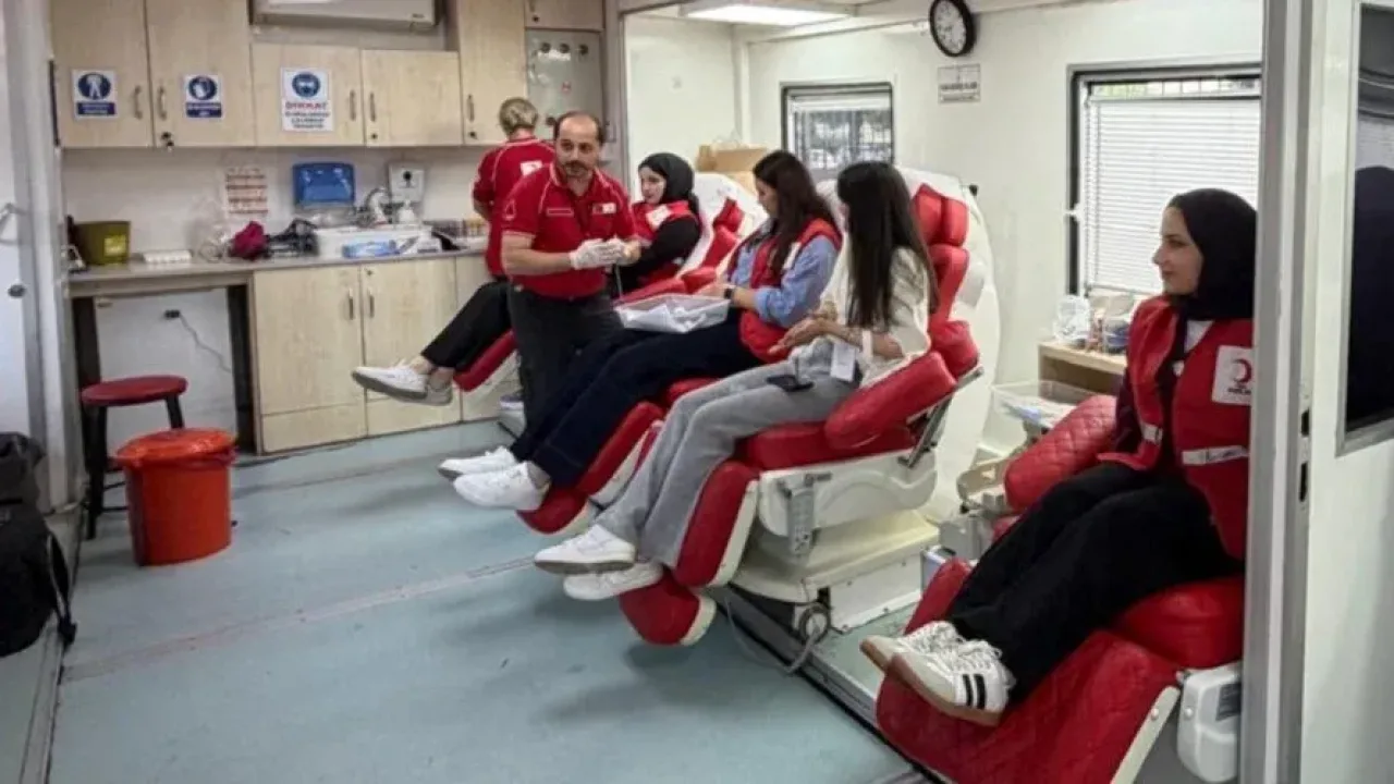 Üniversite öğrencilerinden kan bağışı dayanışması