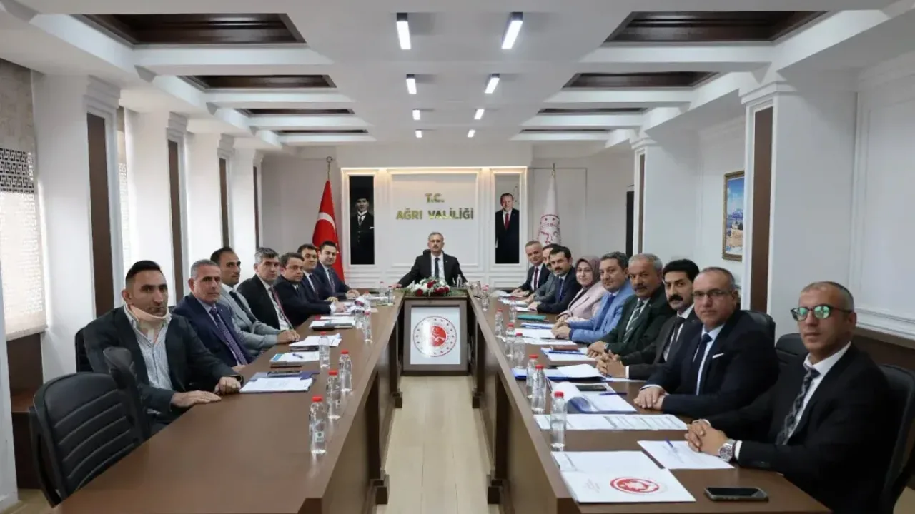 Vali Bozkurt Başkanlığında Kaymakamlar Toplantısı yapıldı