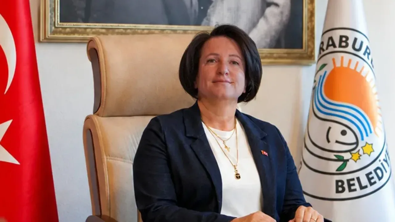 Yeni Parti'ye geçmişti, istifa etti! Karaburun Belediye