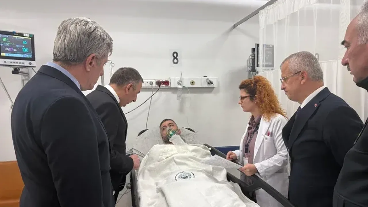 Zonguldak Valisi Hacıbektaşoğlu, maden kazasında yaralanan